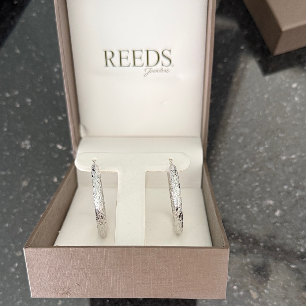 NWT Textured Silver Hoop Earrings